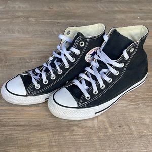 Chuck Taylor All Star Classic High Tops
